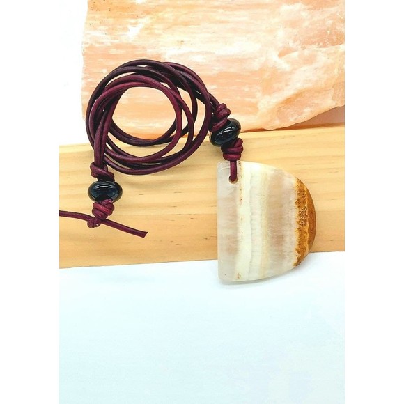 Mexican Onyx Worry Stone Necklace Natural Crystal Pendant - Picture 4 of 5